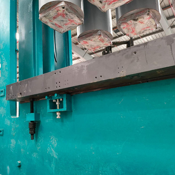 short cycle hot press machine