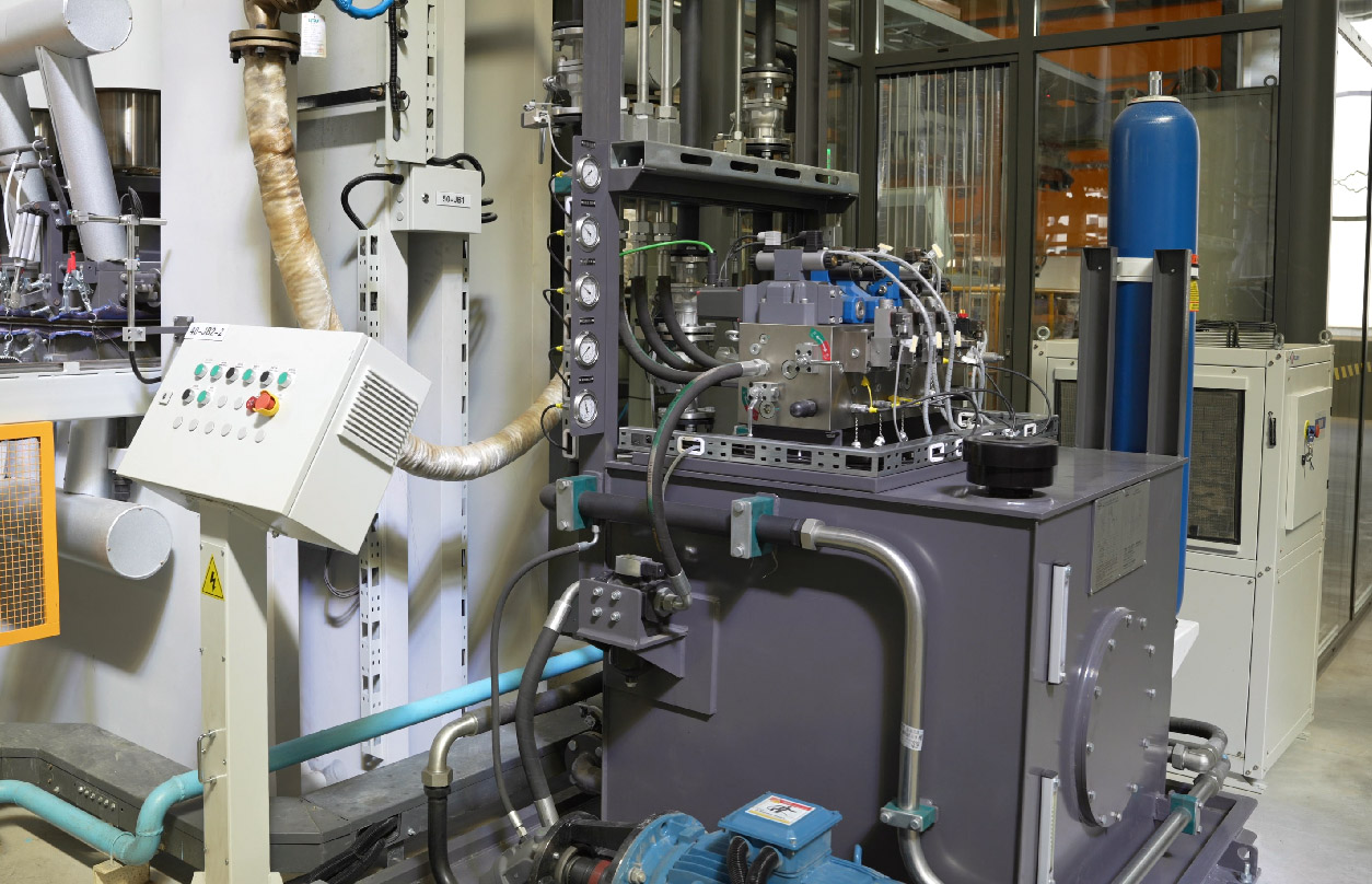 short cycle hot press line