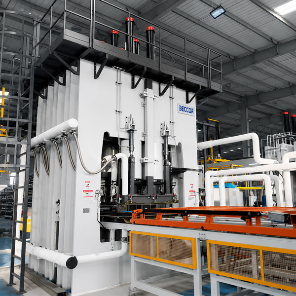 short cycle hot press machines.jpg