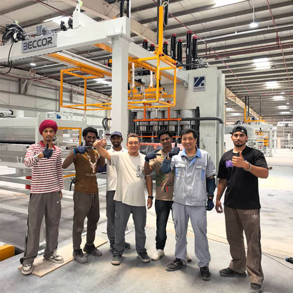 melamine lamination hot press machine.jpg