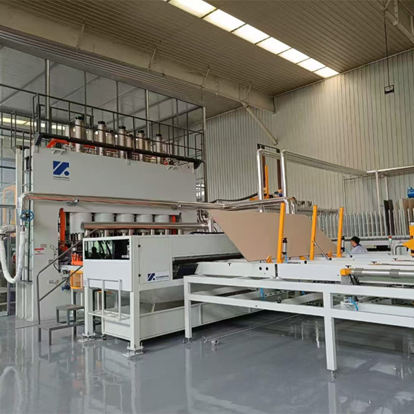 melamine press machine.jpg